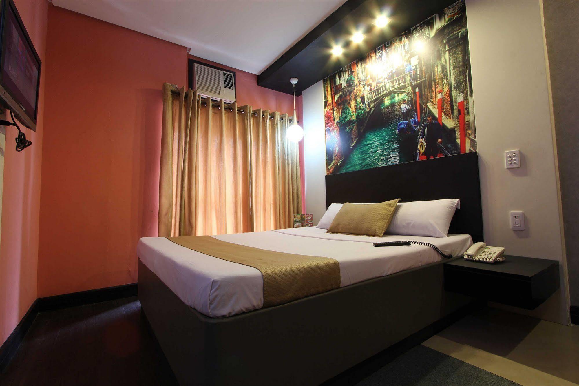 Hotel Dreamworld Araneta Cubao מראה חיצוני תמונה