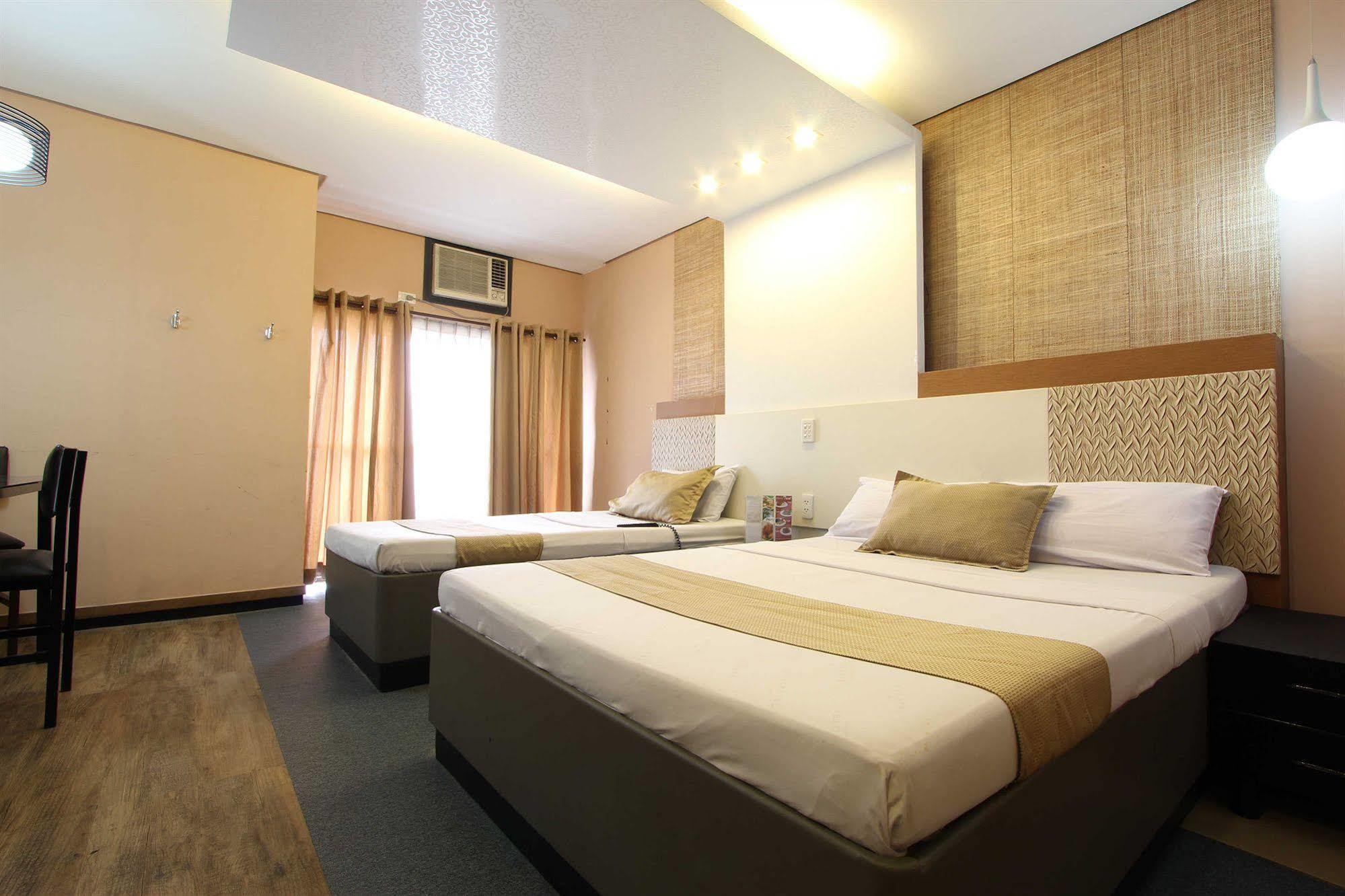 Hotel Dreamworld Araneta Cubao מראה חיצוני תמונה