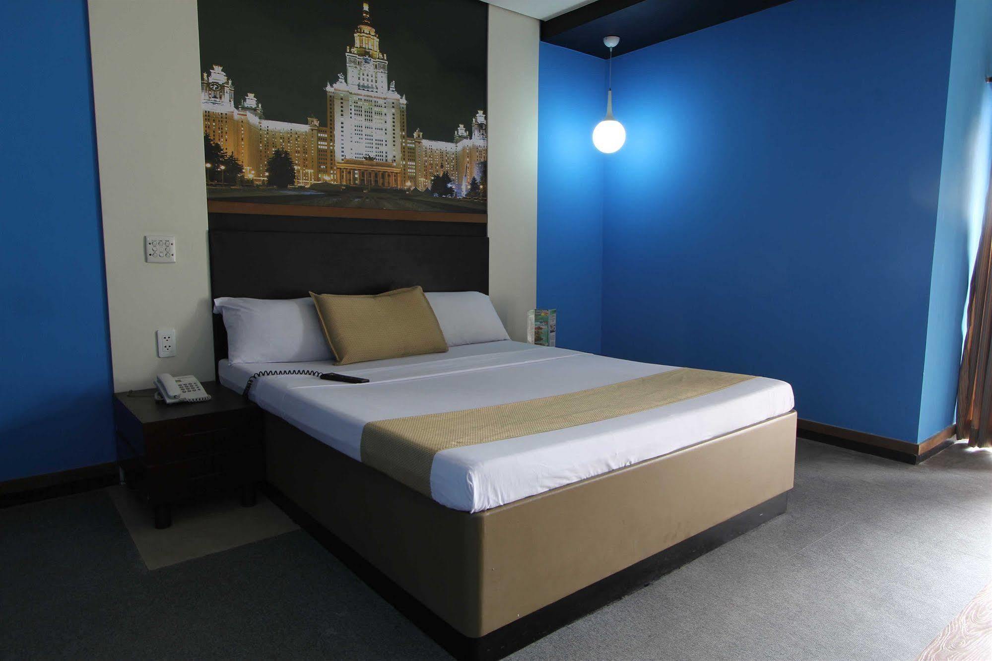 Hotel Dreamworld Araneta Cubao מראה חיצוני תמונה